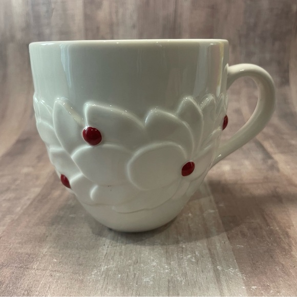VTG Starbucks 2004 Holly Berry Poinsettia White Red Holiday Coffee Cup Mug - Picture 1 of 10